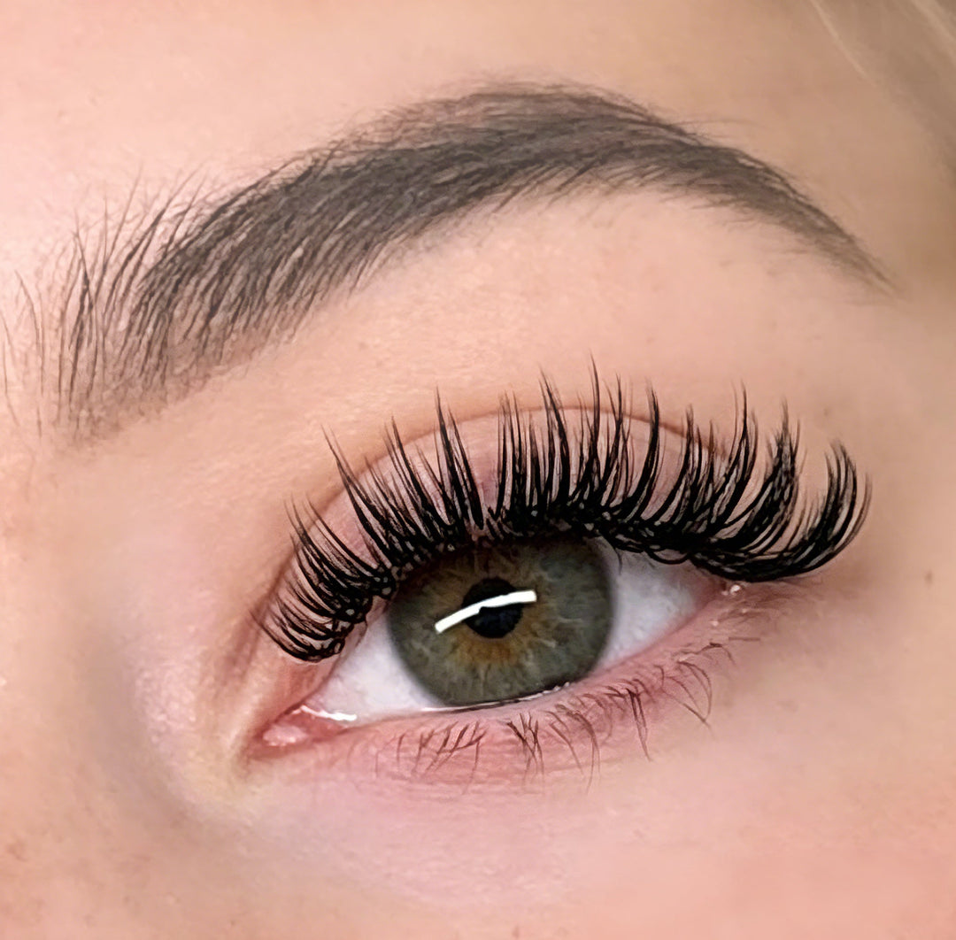 KOLYBEL Wet And Wispy Style