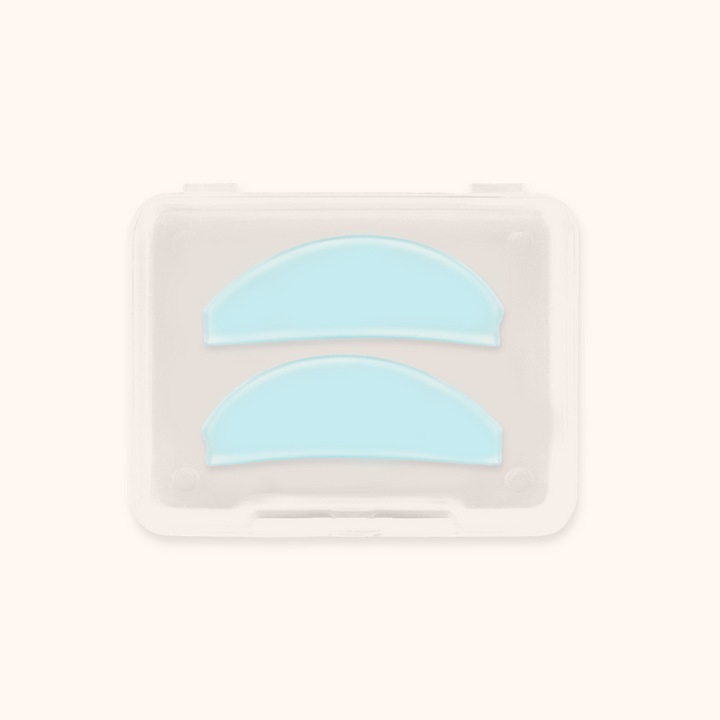 Reusable flat silicone lash lift shields. Slim fit design sits snugly on eyelids for even curl results, 3 color options, ideal for professional lash perm and lamination services.