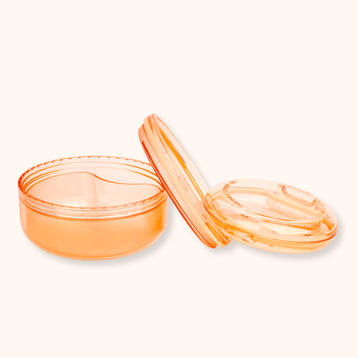 2-in-1 lash lift shield storage and cleaning case. Durable sealed design for soaking, disinfecting and storing lash perm pads, ideal for professional lash salons.
