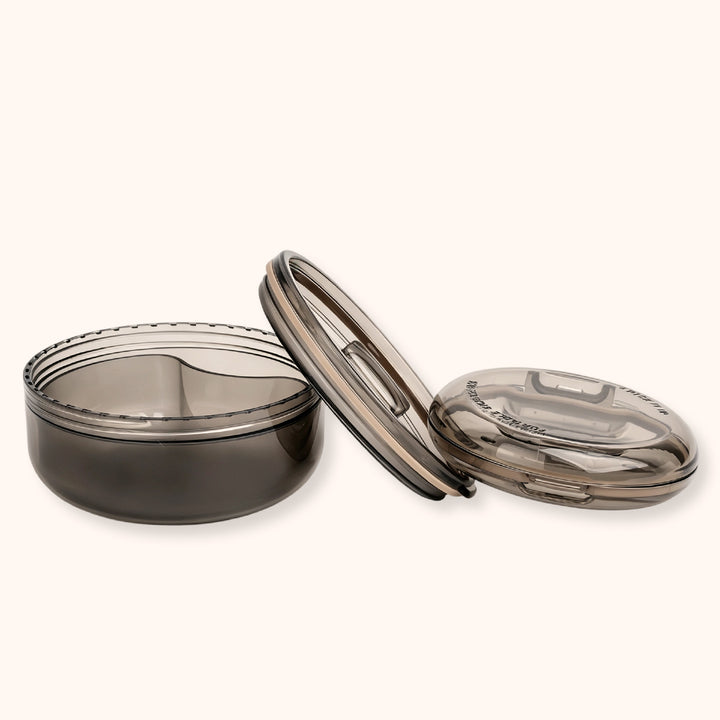2-in-1 lash lift shield storage and cleaning case. Durable sealed design for soaking, disinfecting and storing lash perm pads, ideal for professional lash salons.